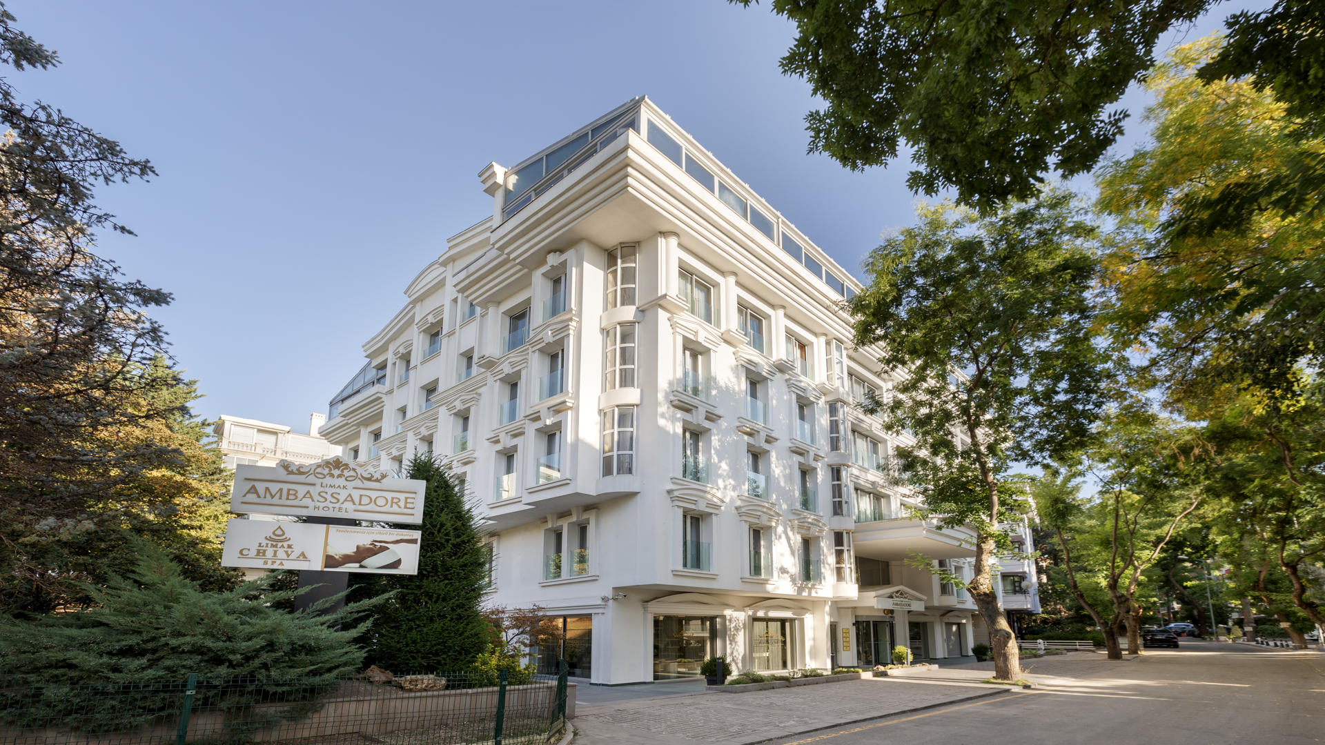 Limak Ambassadore Hotel